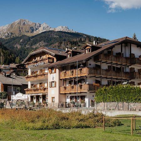 Hotel La Montanara Предацо Екстериор снимка